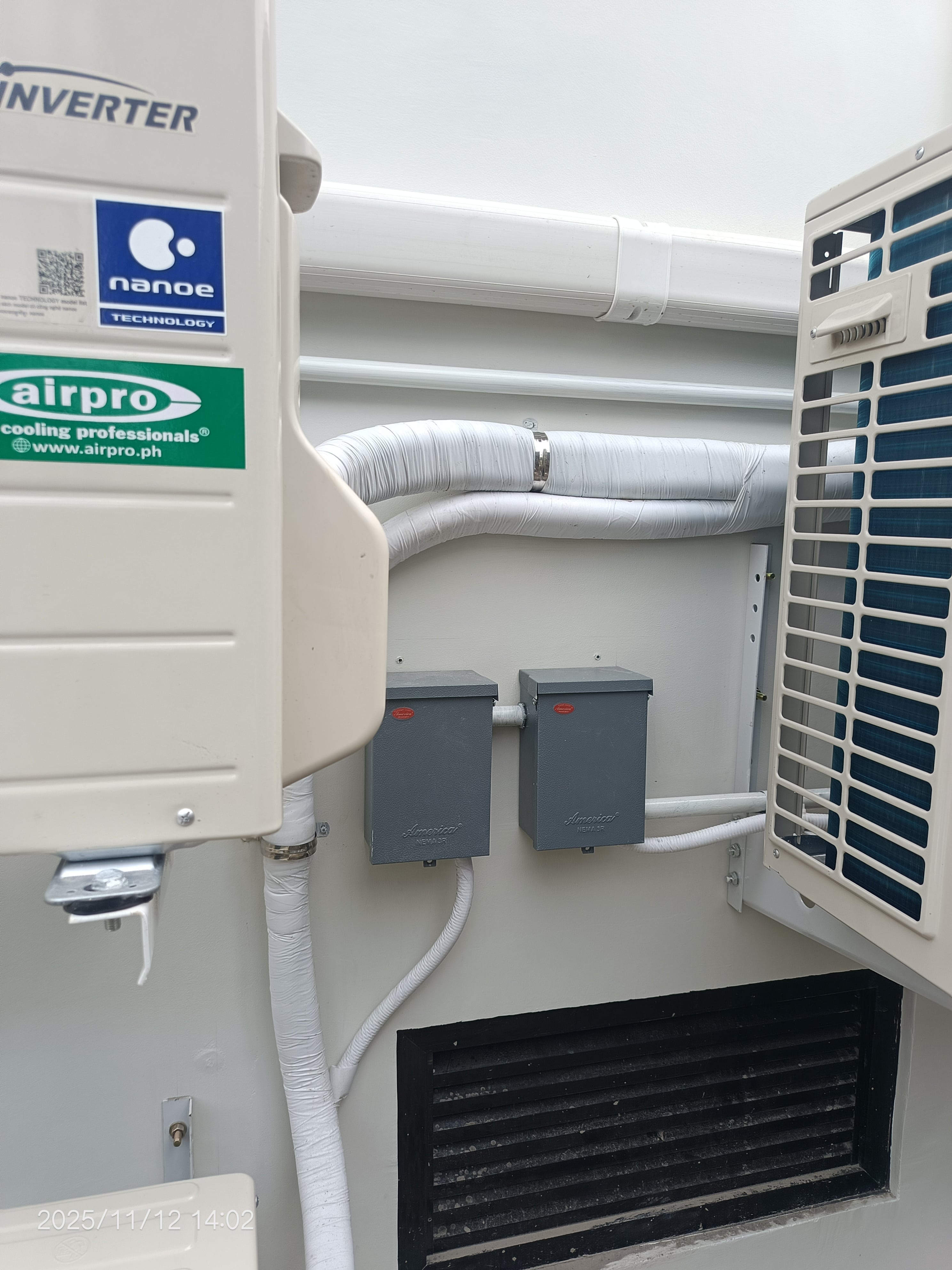 Reliable Power System for 4 A.C.U Cooling Units: DLPC x AirPro